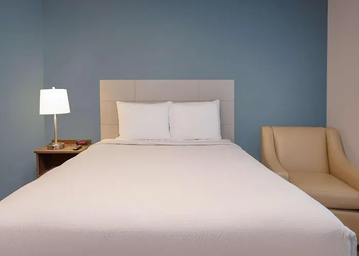 Woodsping Suites Washington Dc East Arena Drive